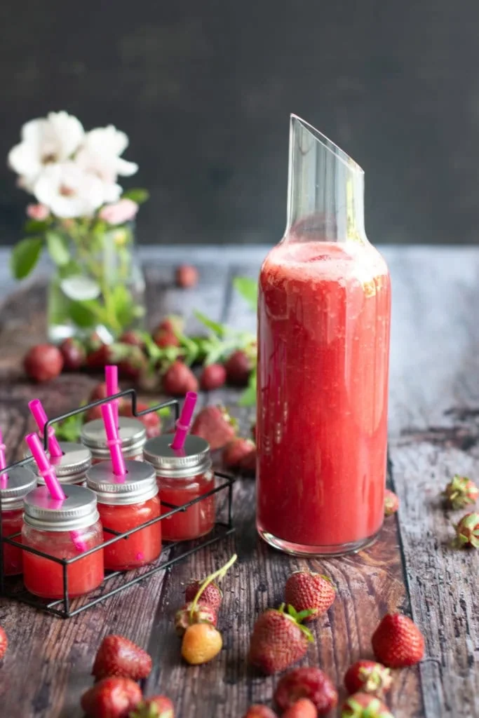 Jus Fraise - Peche (selon saison)