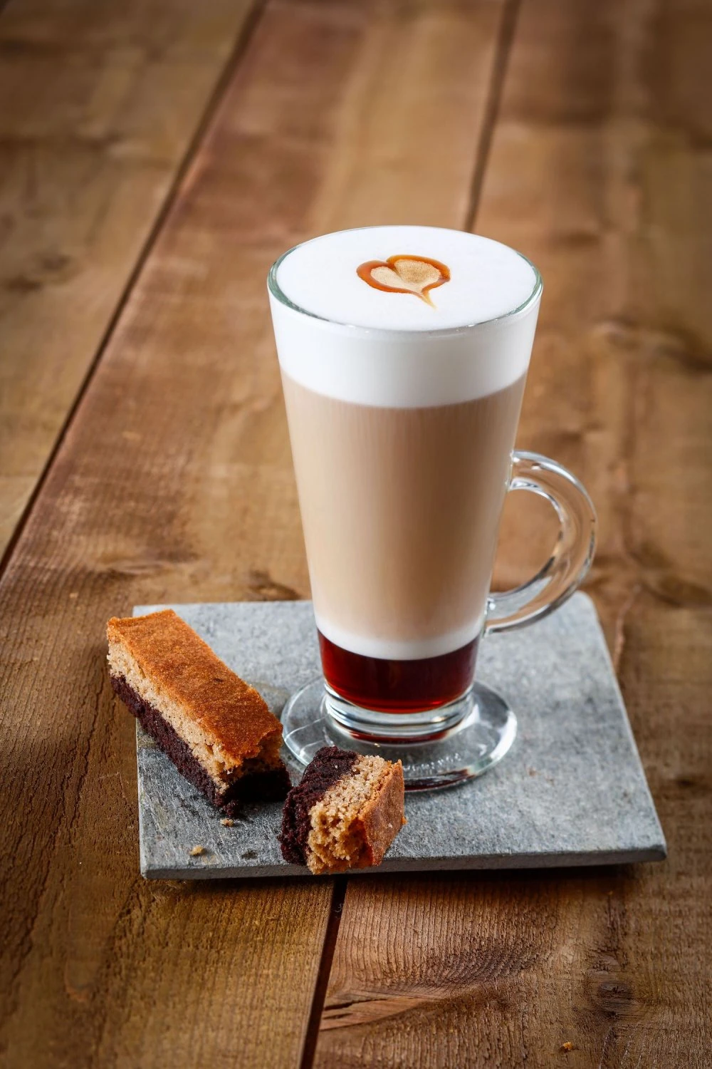 Latte macchiato (Vanille, caramel, noisette)