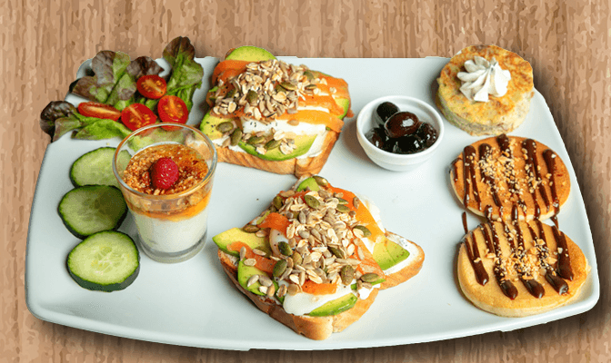 Toasts Saumon (Fromage+Avocat+Saumon)