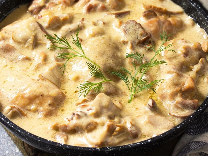 Émincés de Poulet Sauce Fromage