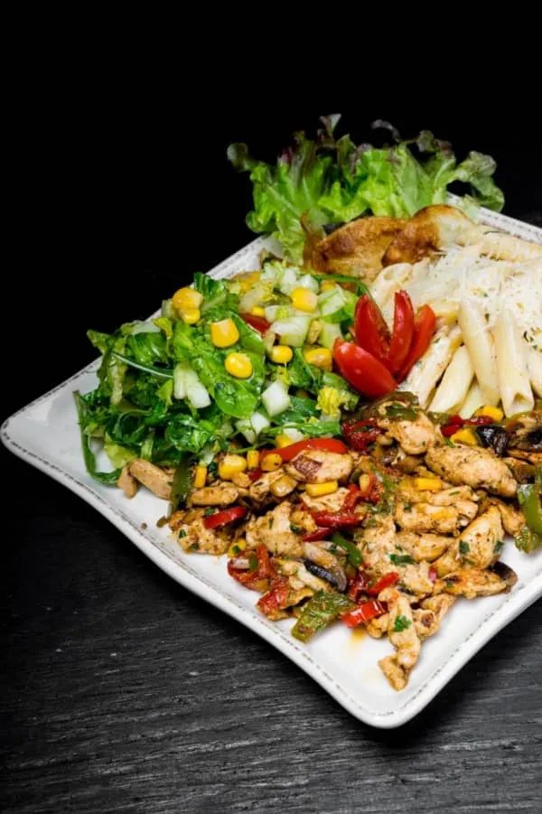 Émincé de poulet à la façon thaï
